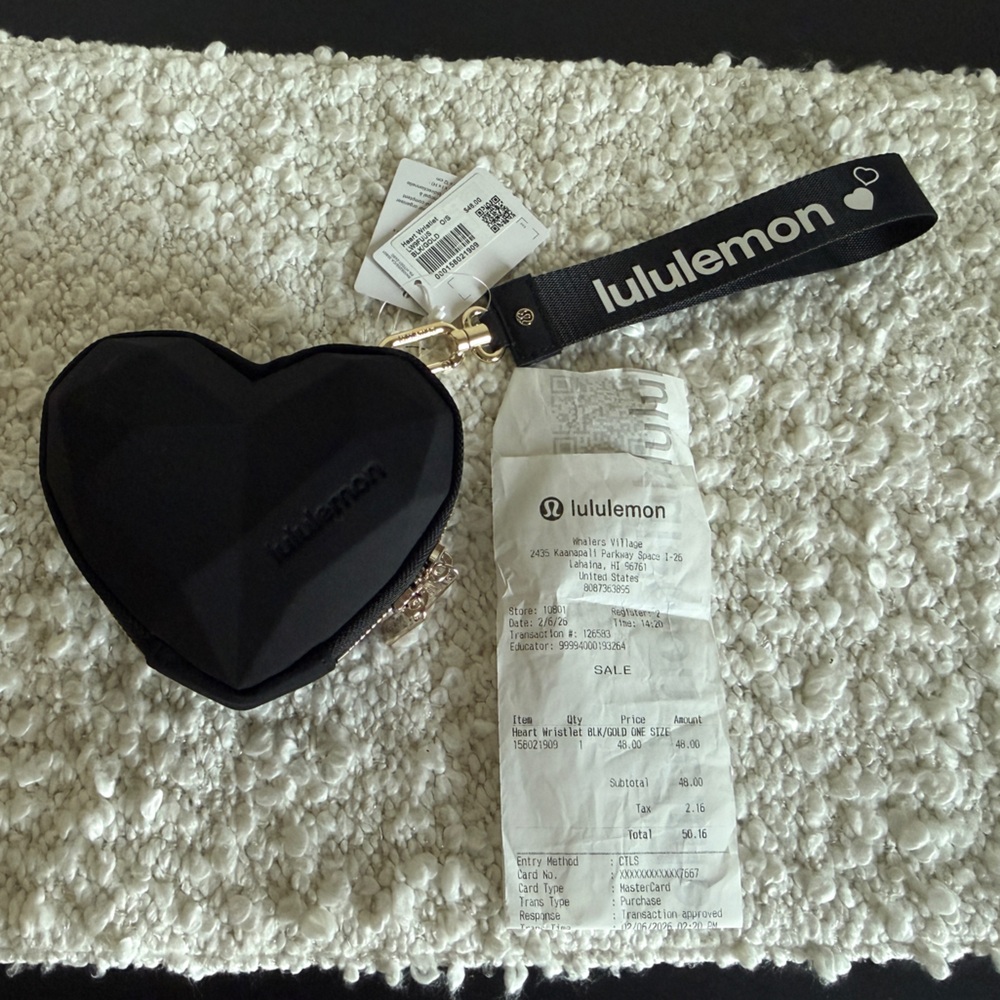 RARE Lululemon Black/Gold Heart-Shaped Wristlet NWT